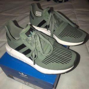 Adidas swift run